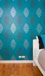 Beautiful interior bedroom with luxury blue wallpaper ©venusangel-Fotolia.com